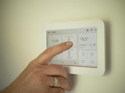 In a world of complex smart devices and competing ecosystems, Meross has found the sweet spot between simplicity and innovation. Its range of smart home products—from plugs and sensors to thermostats and lighting—helps users automate daily life without needing advanced technical skills. Each device is built for real homes, not just tech enthusiasts, and integrates effortlessly with leading systems like Apple HomeKit, Amazon Alexa, and Google Home.