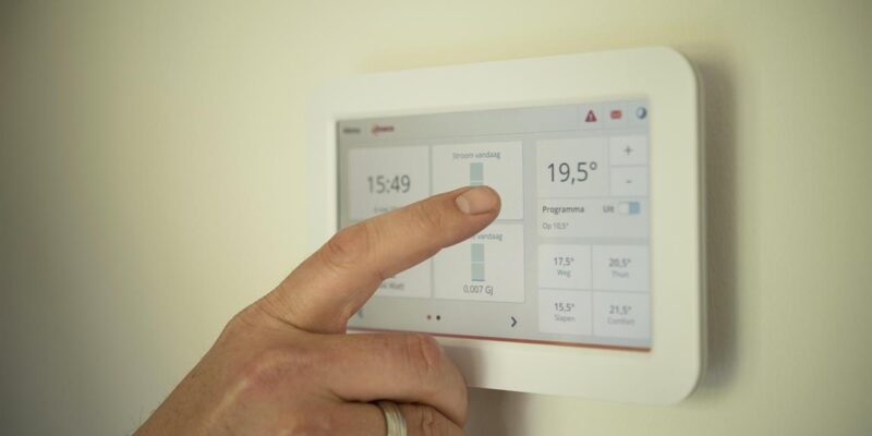 In a world of complex smart devices and competing ecosystems, Meross has found the sweet spot between simplicity and innovation. Its range of smart home products—from plugs and sensors to thermostats and lighting—helps users automate daily life without needing advanced technical skills. Each device is built for real homes, not just tech enthusiasts, and integrates effortlessly with leading systems like Apple HomeKit, Amazon Alexa, and Google Home.