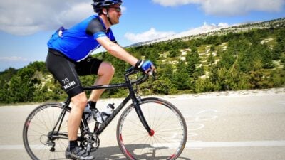 Cycling is more than a sport it’s a rhythm, a mindset, and for many, a way of life. There’s a moment in every ride when everything clicks: your breathing steadies, your legs move instinctively, and the road ahead feels endless. This is the flow state and Le Col, a premium UK cycling brand, is built to help you reach it.