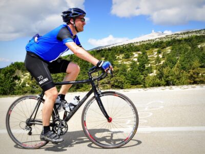 Cycling is more than a sport it’s a rhythm, a mindset, and for many, a way of life. There’s a moment in every ride when everything clicks: your breathing steadies, your legs move instinctively, and the road ahead feels endless. This is the flow state and Le Col, a premium UK cycling brand, is built to help you reach it.
