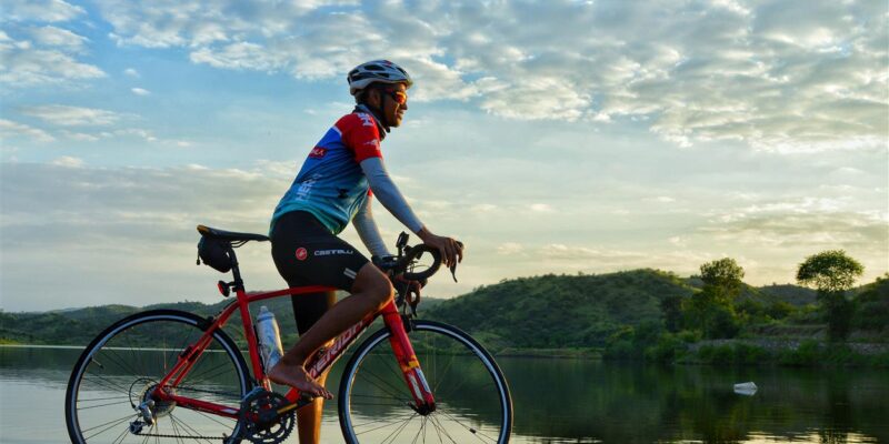 Cycling is more than just a sport—it’s a moment of connection between body, mind, and movement. At its best, every pedal stroke feels effortless, every breath controlled, and every mile purposeful. Le Col, a premium cycling apparel brand, captures this experience through performance-driven clothing designed for serious riders.